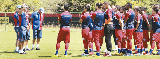  Pittoni e Souza são pedidos da torcida do Bahia para volta do bom futebol