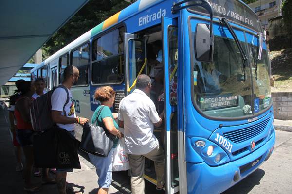  Onze linhas de ônibus deixam de passar pela Cardeal da Silva a partir de sábado