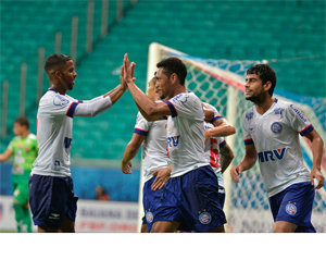  Bahia estreia no Nordestão e garante vitória por 1 a 0