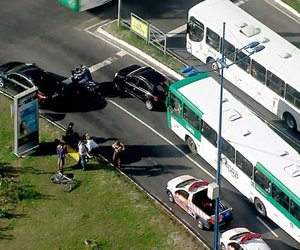  Ônibus voltam a circular normalmente no Engelho Velho da Federação