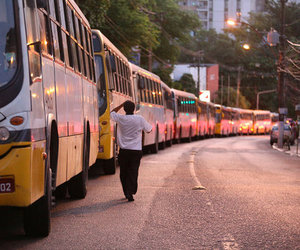  Rodoviários de Salvador decretam estado de greve após assembleia