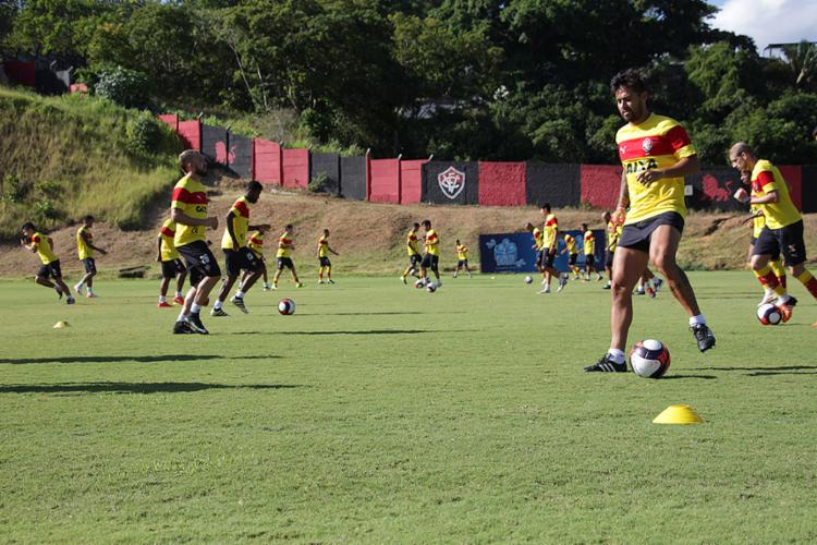  Vitória estreia na temporada contra o Sergipe em casa