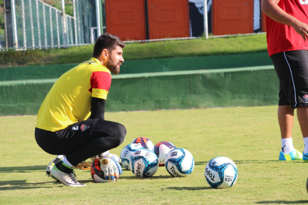  Cenário animador faz Fernando Miguel projetar melhor ano da carreira pelo Vitória