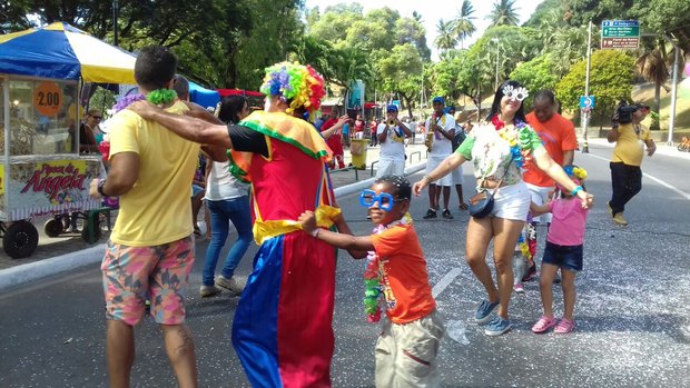  Bairros dentro e fora dos circuitos do Carnaval contam com programação infantil