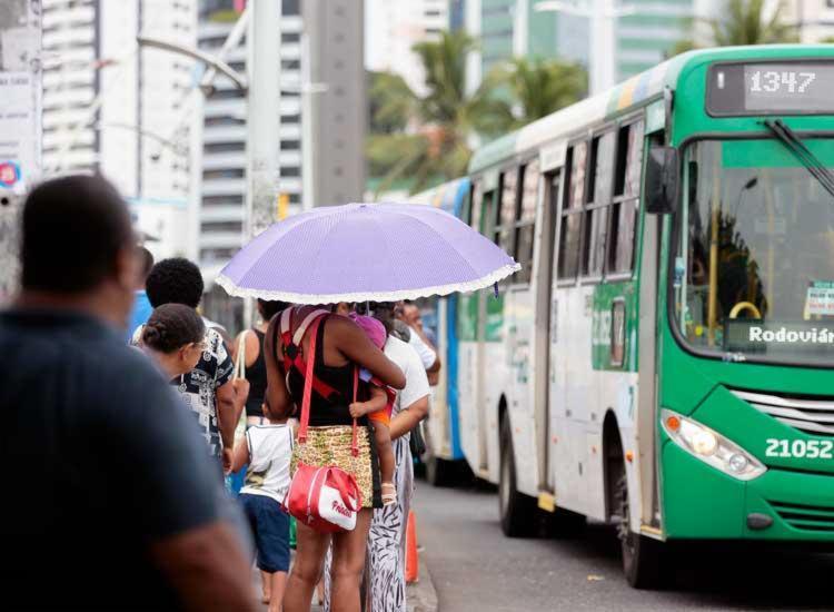  Rodoviários, bancários e professores anunciam paralisação de 24h na sexta