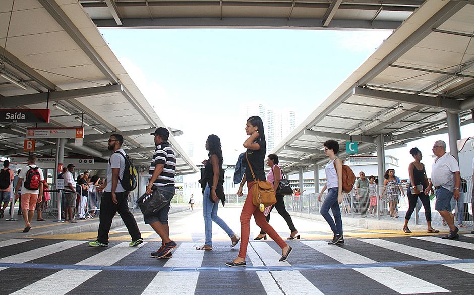  Novo terminal e novas linhas