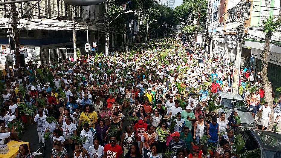  Católicos vão às ruas no Domingo de Ramos