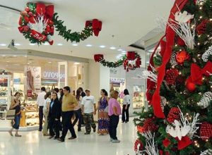  Comércio de Salvador em ritmo de Natal