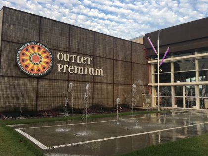  OUTLET PREMIUM OFERECE 100 VAGAS DE EMPREGO