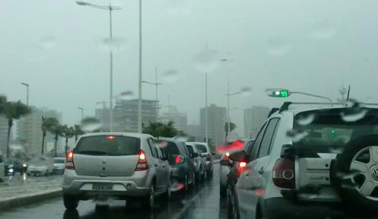  CHUVAS ATÉ QUINTA-FEIRA EM SALVADOR