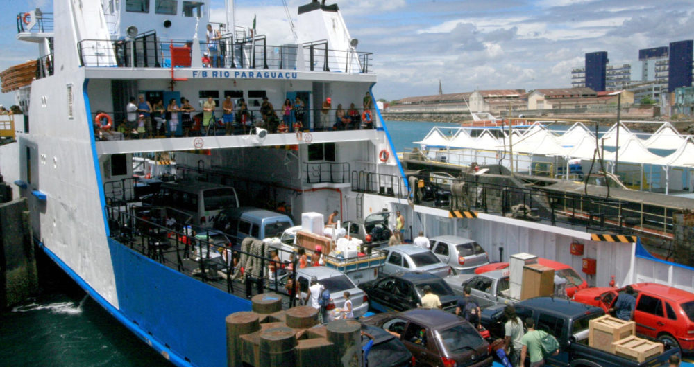  AUMENTA O MOVIMENTO NO FERRY-BOAT