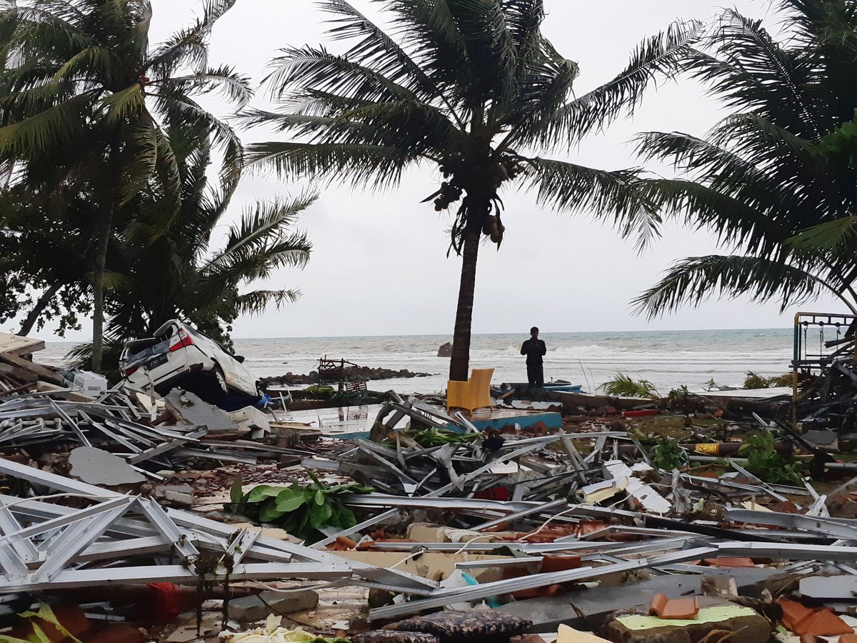  TSUNAMI NA INDONÉSIA: NÃO HÁ REGISTRO DE BRASILEIROS