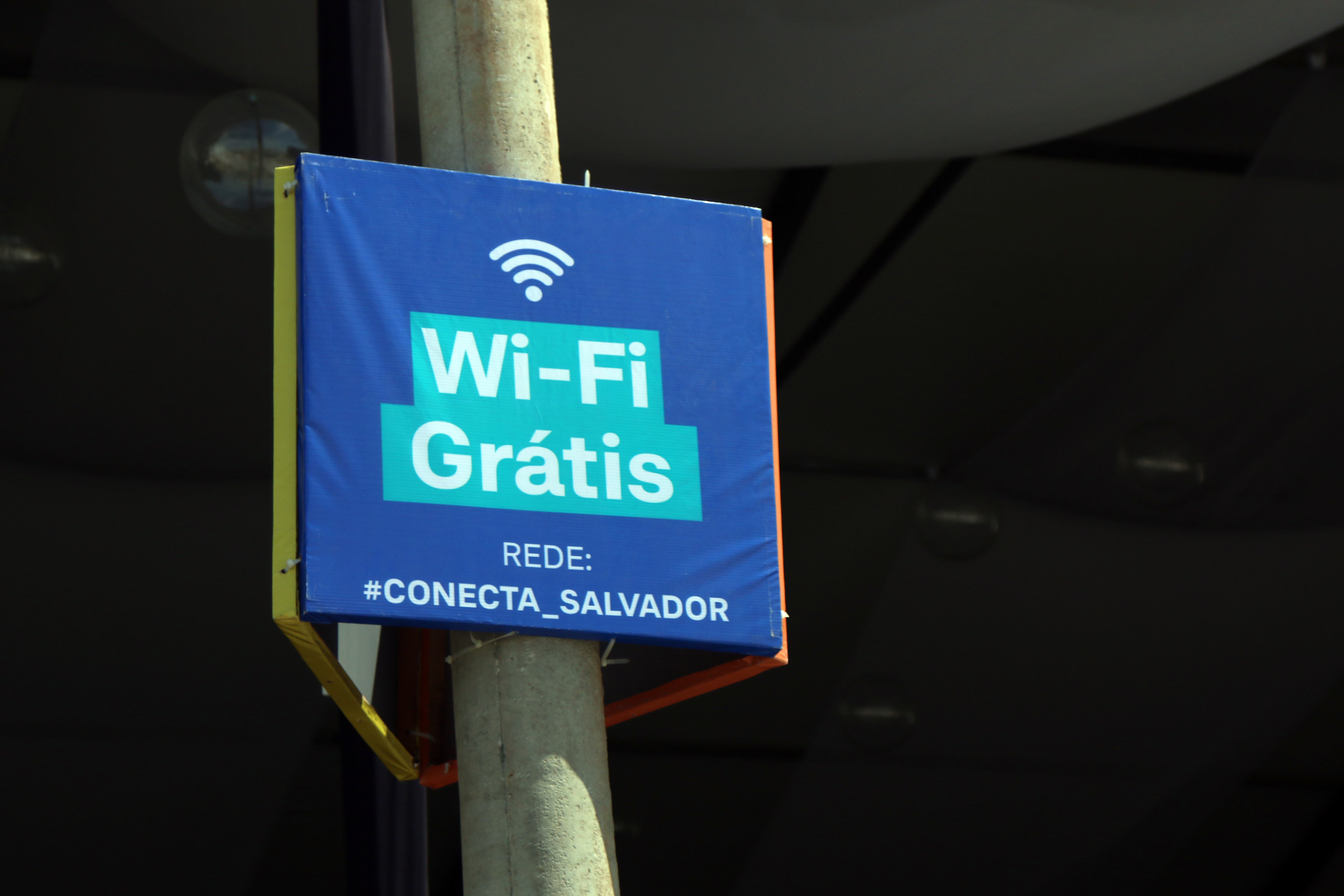  SALVADOR GANHA WI-FI GRATUITO