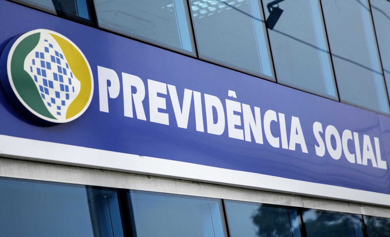  GOVERNO FEDERAL SUSPENDE PROVA DE VIDA