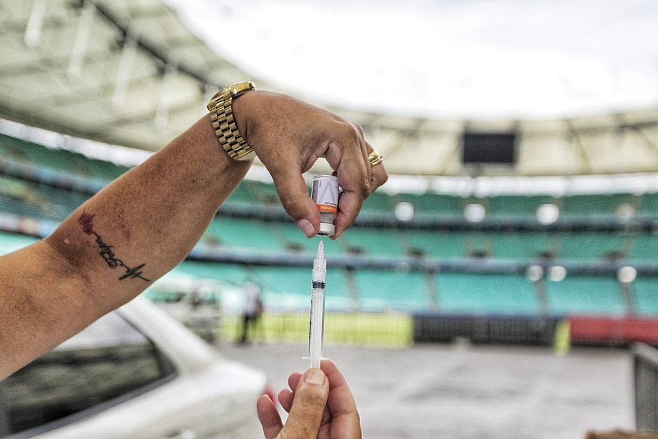  SALVADOR SEGUE COM VACINAÇÃO DE PRIMEIRA DOSE