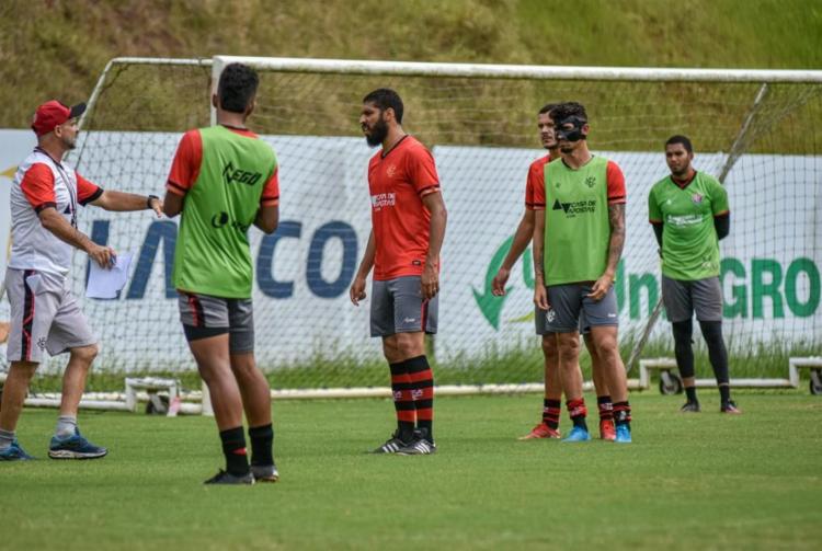  VITORIA SE PREPARA PARA PRÓXIMOS JOGOS