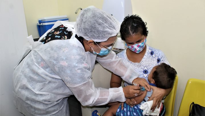  VACINAÇÃO CONTRA INFLUENZA EM SALVADOR É RETOMADA