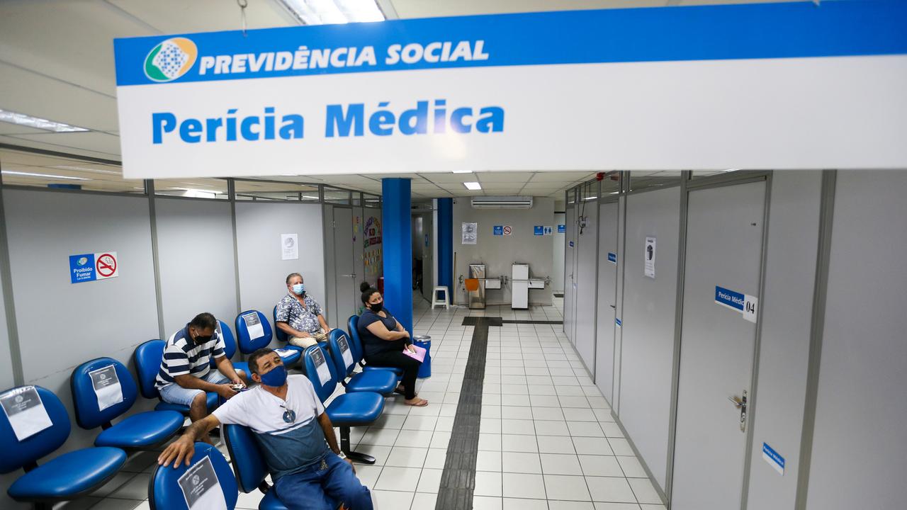  GREVE DO INSS NA BAHIA ESTÁ NO QUARTO DIA