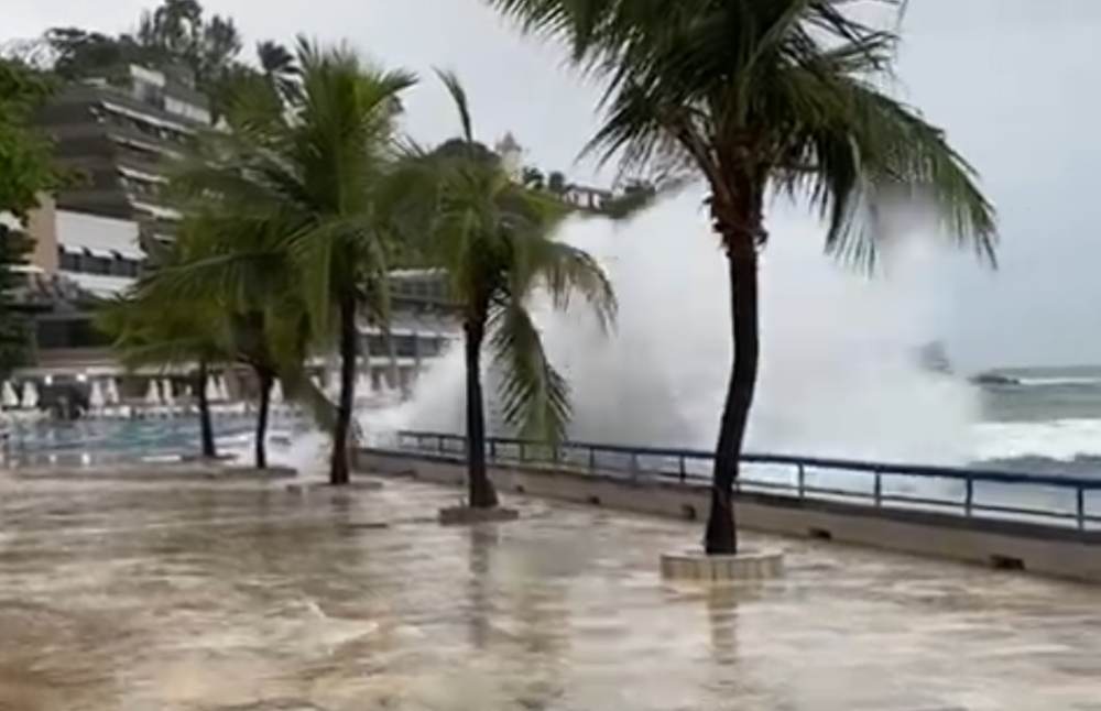  FRENTE FRIA CAUSA VENTOS DE 50KM/H EM SALVADOR