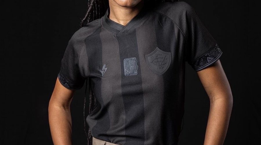  ESPORTE CLUBE VITÓRIA ANUNCIOU UNIFORME EM HOMENAGEM AO DIA DA CONSCIÊNCIA NEGRA