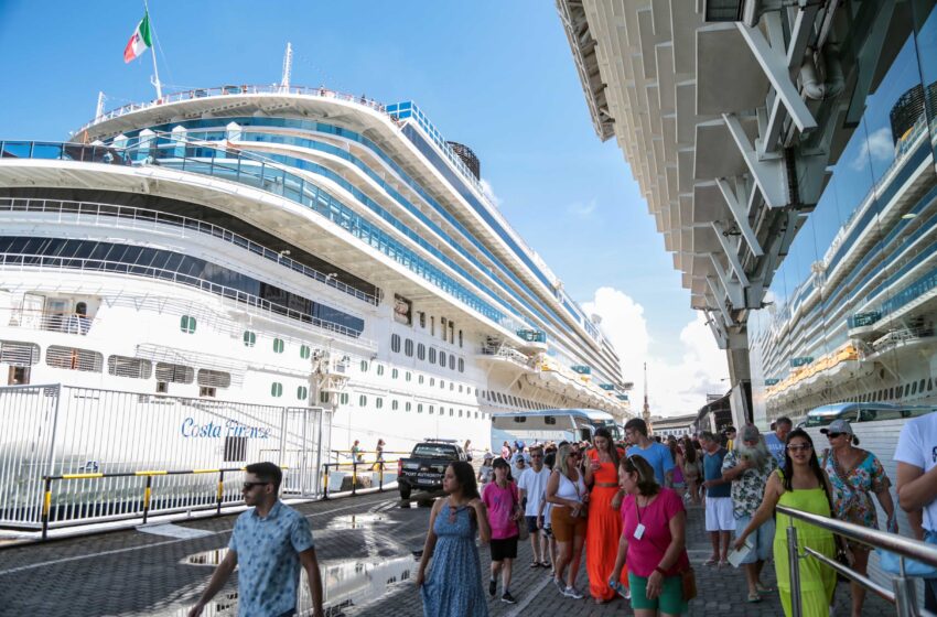  Em um único dia, Salvador recebe mais de 12 mil turistas de cruzeiros