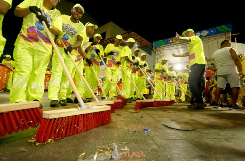  Limpurb monta megaoperação de limpeza para Carnaval de Salvador 2023