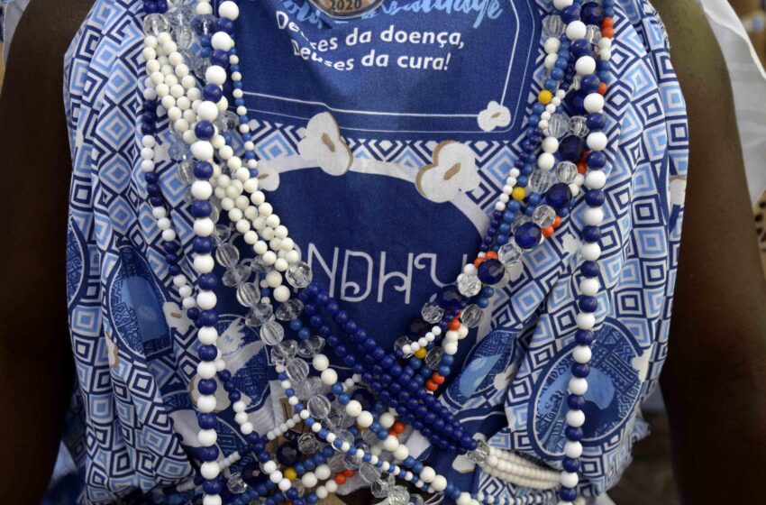  Segunda de Carnaval na Barra tem tapete branco do Filhos de Gandhy, blocos tradicionais e muito pagode