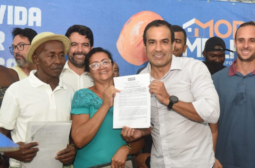  Prefeitura entrega 160 casas reformadas pelo Morar Melhor na Estrada das Barreiras 