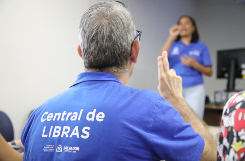  Prefeitura realiza ciclo de palestras com mães de pessoas com deficiência visual e auditiva