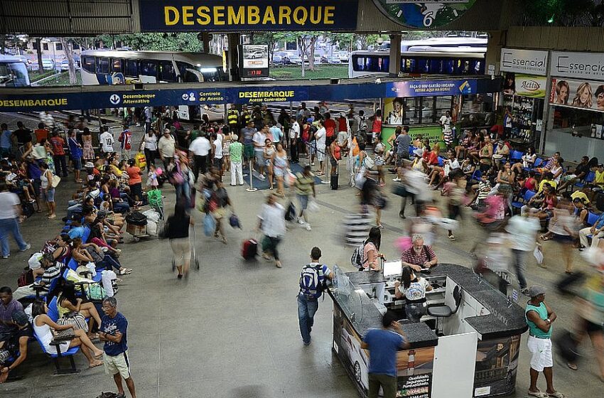  MOVIMENTO INTENSO NA VOLTA DO FERIADO DE NATAL NA  CAPITAL