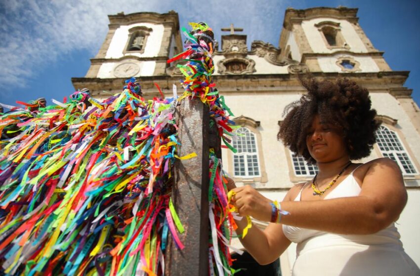  Com festas populares, igrejas e terreiros, turismo religioso atrai visitantes para Salvador no primeiro mês de 2024