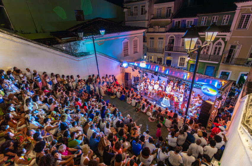  Orkestra Rumpilezz retoma apresentação gratuita na Escadaria do Passo