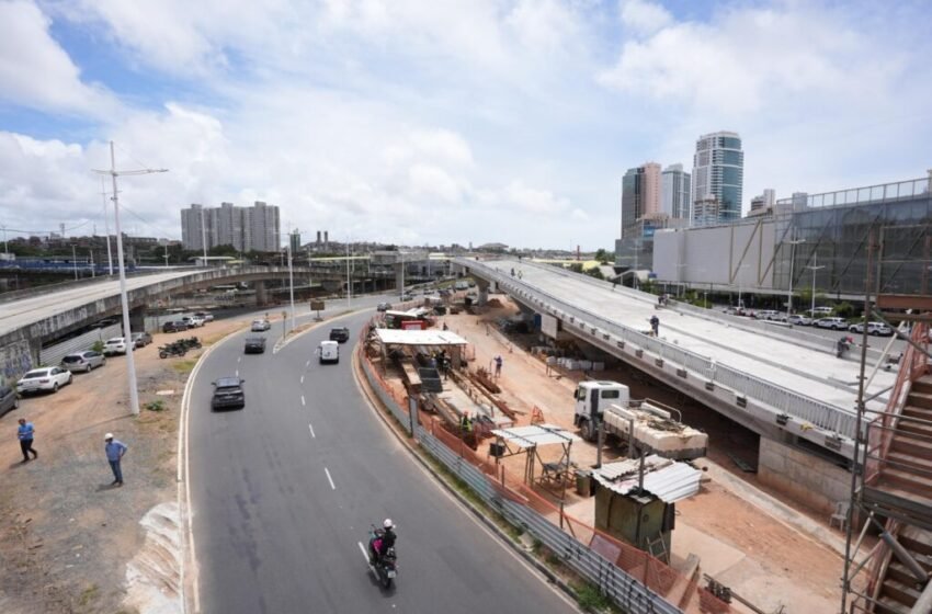  Obras de viaduto na Avenida ACM alteram trânsito a partir desta quinta-feira (6)
