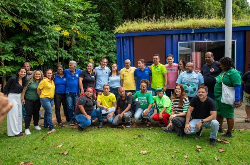  Dia Nacional dos Catadores reúne gestores da Prefeitura e representantes de cooperativas para discutir avanços da categoria