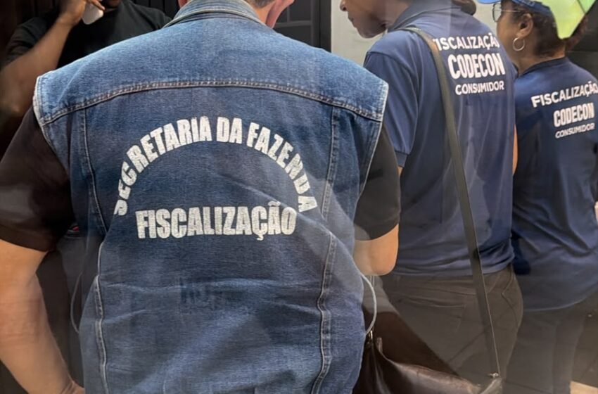  Codecon participa de operação que apreende mais de 2 mil acessórios falsificados em Salvador
